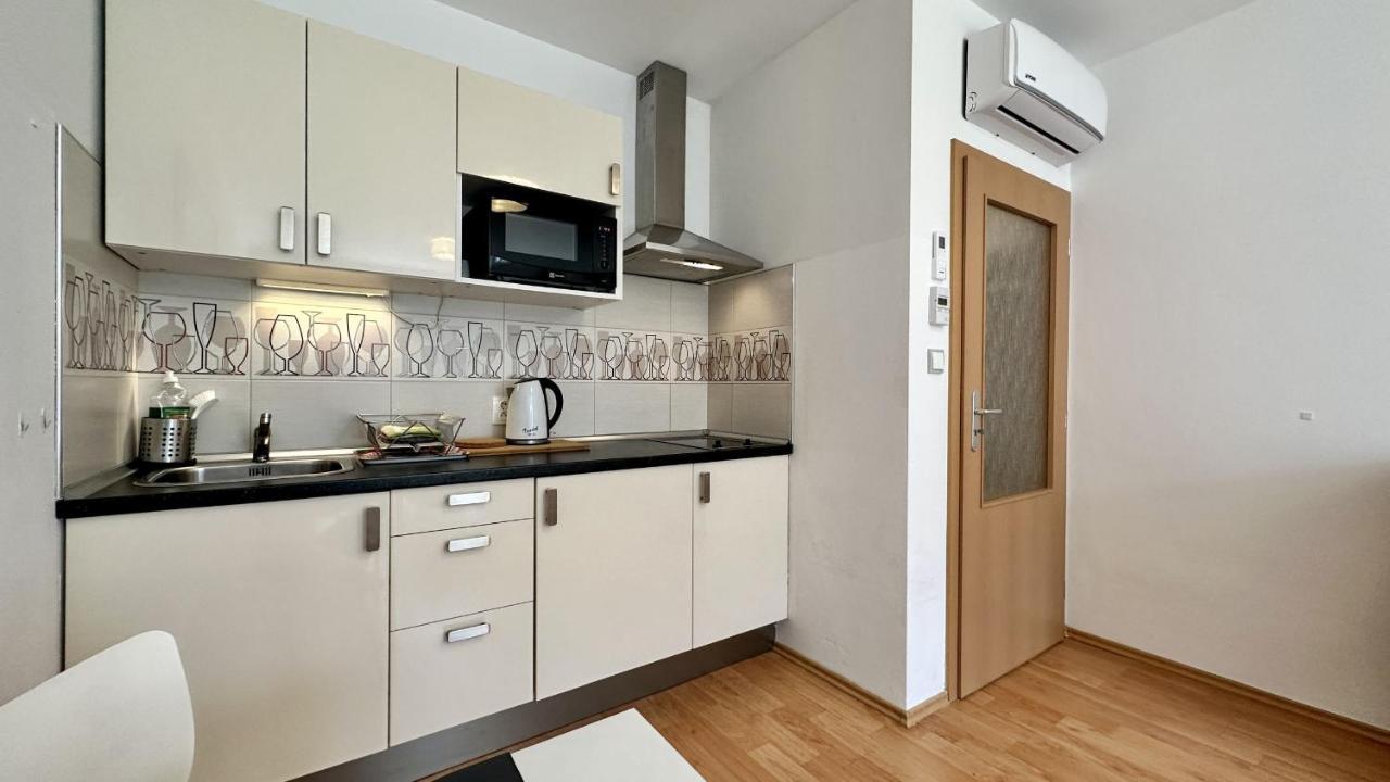 Ubytovani Trebon - Apartmany Rozmberk, Svet A Bastyr Екстер'єр фото