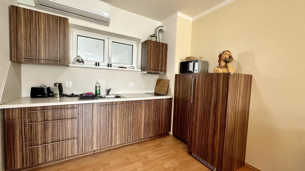 Ubytovani Trebon - Apartmany Rozmberk, Svet A Bastyr Екстер'єр фото