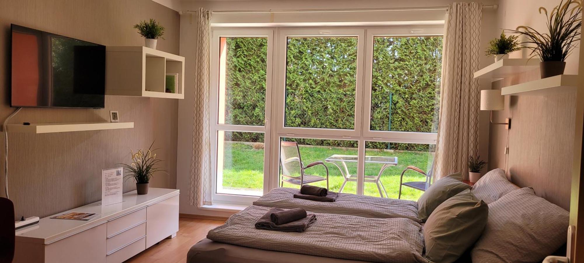 Ubytovani Trebon - Apartmany Rozmberk, Svet A Bastyr Екстер'єр фото
