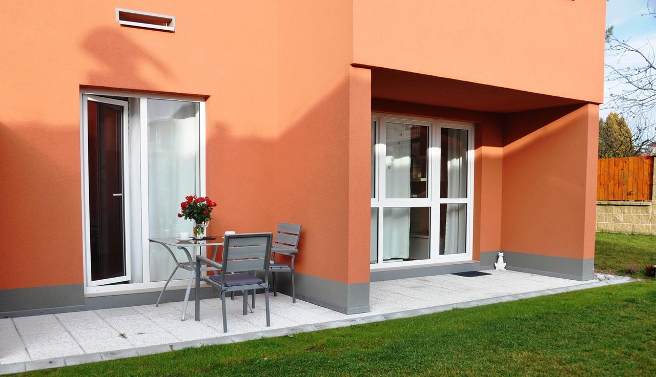 Ubytovani Trebon - Apartmany Rozmberk, Svet A Bastyr Екстер'єр фото